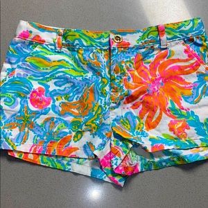 Girls size 14 Lilly shorts!